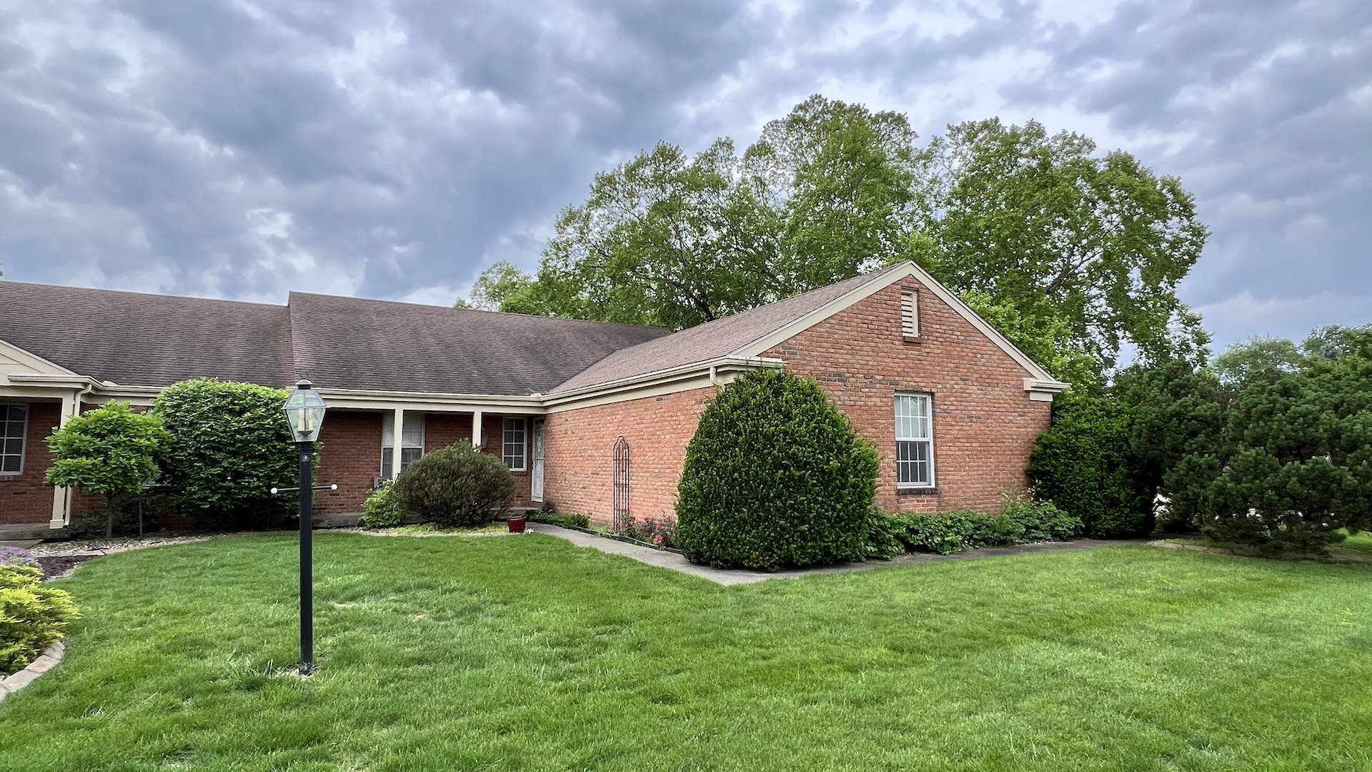 1407 Old Farm Road