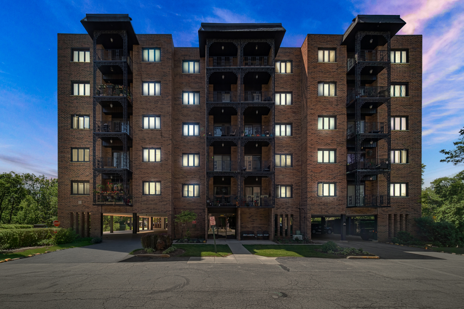 9395 Landings Lane