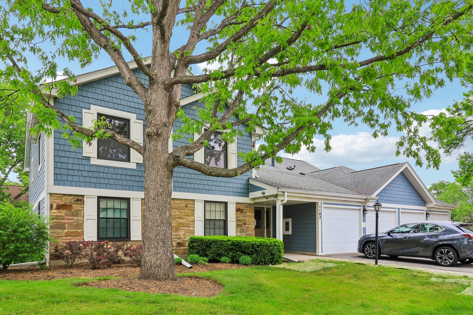 1102 Woodbury Lane