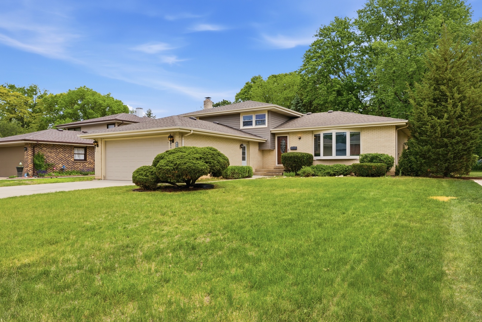 565 Eletson Drive