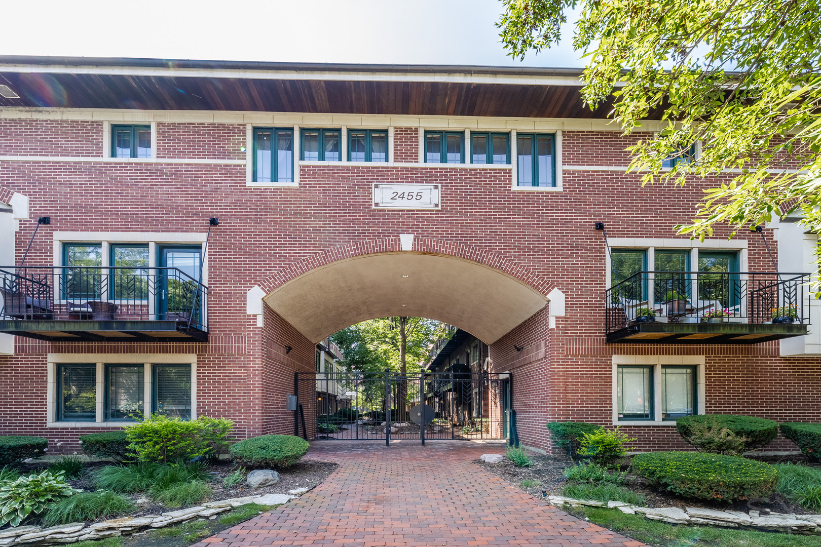 2455 OHIO Street