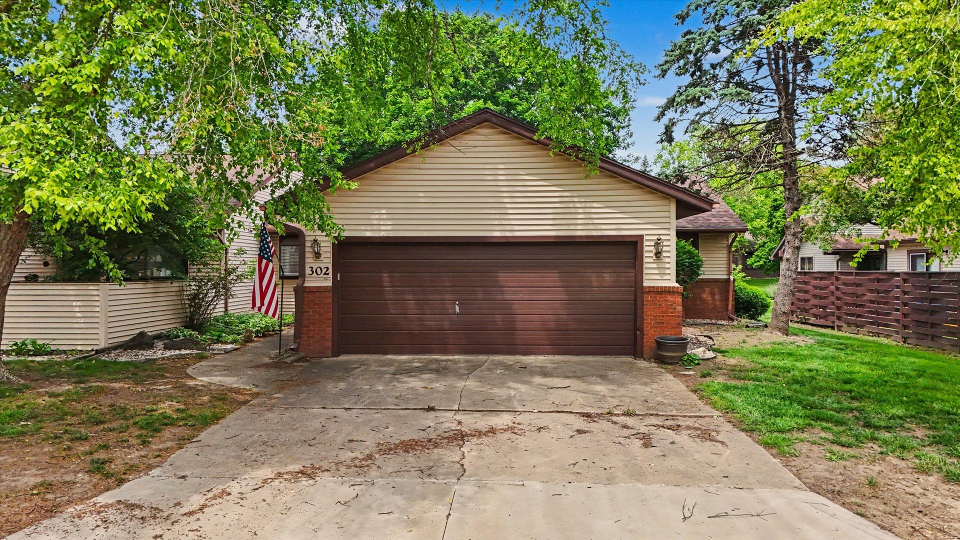 302 Spring Circle