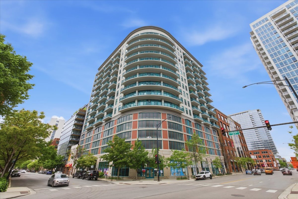 340 SUPERIOR Street