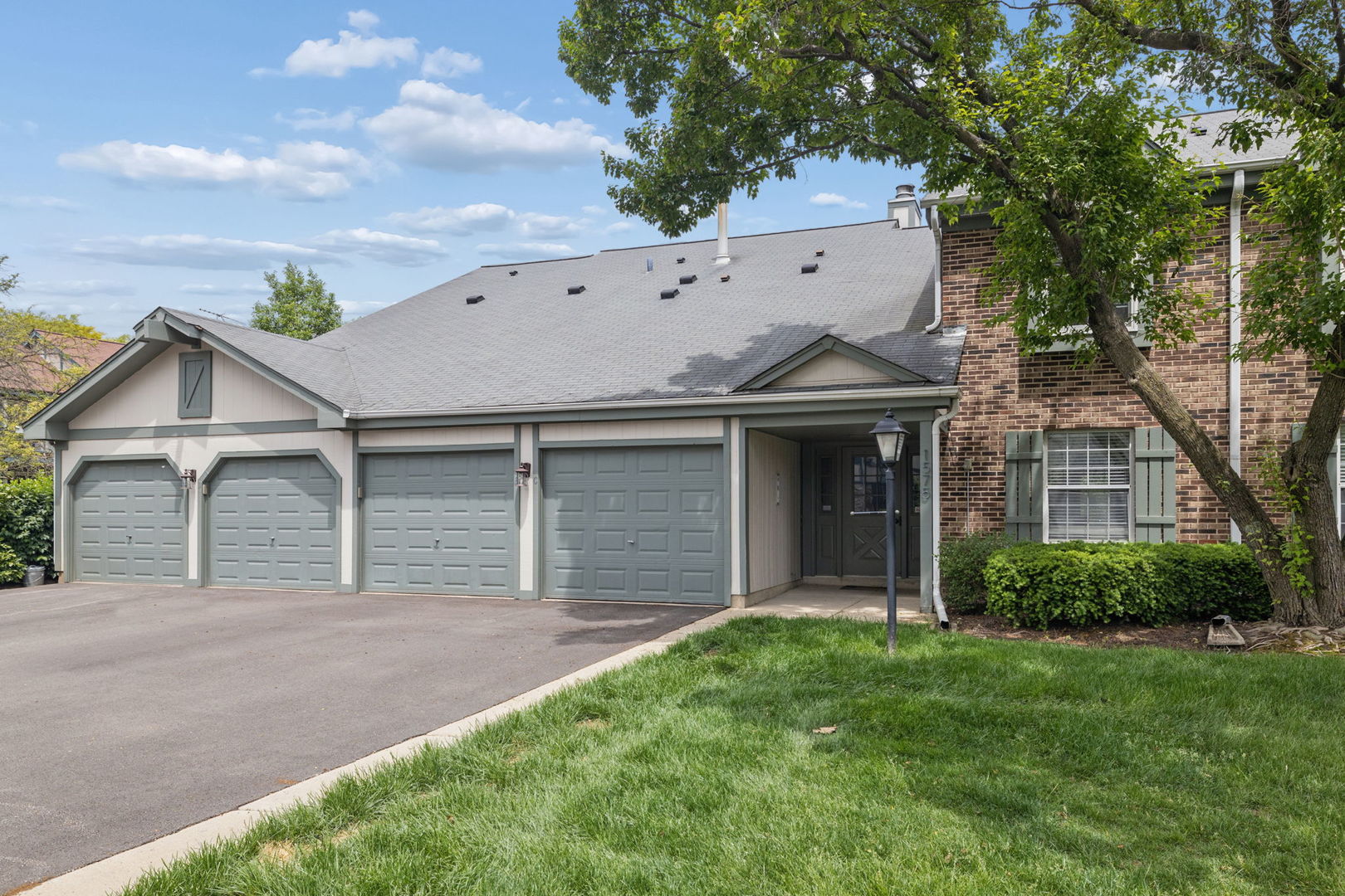 1575 Stonehill Court