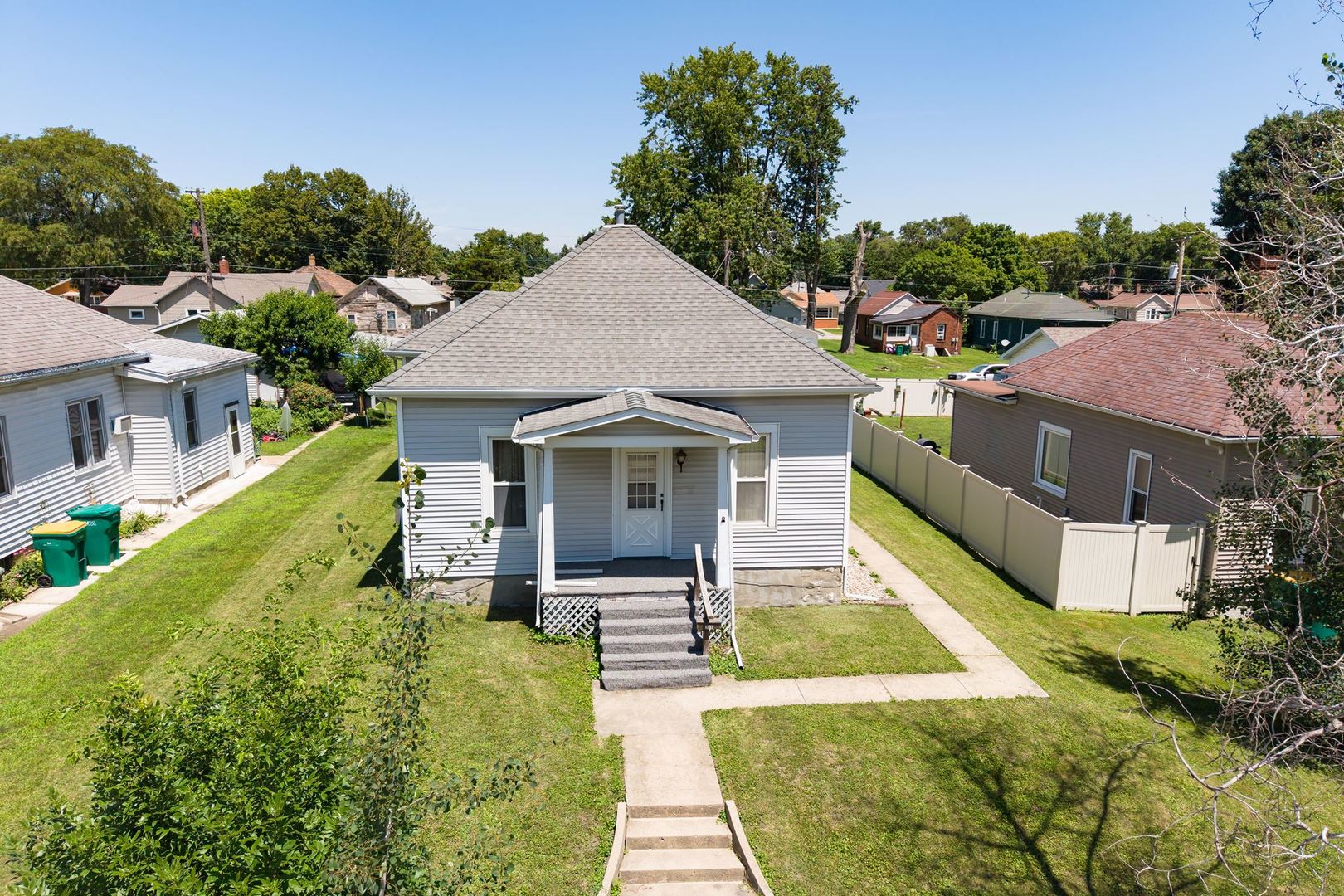 308 Lincoln Avenue