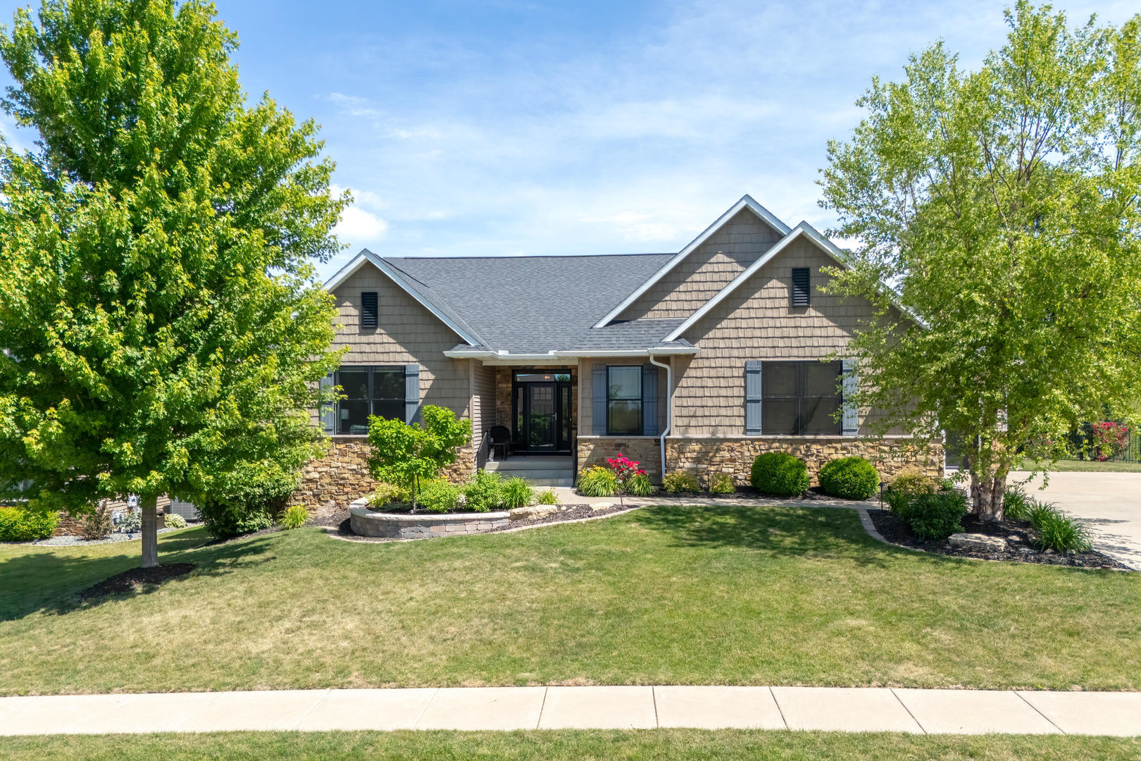 6234 Whispering Hill Court