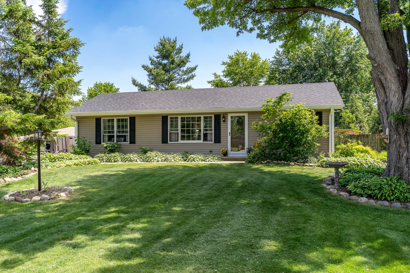 4870 FIELDING Road