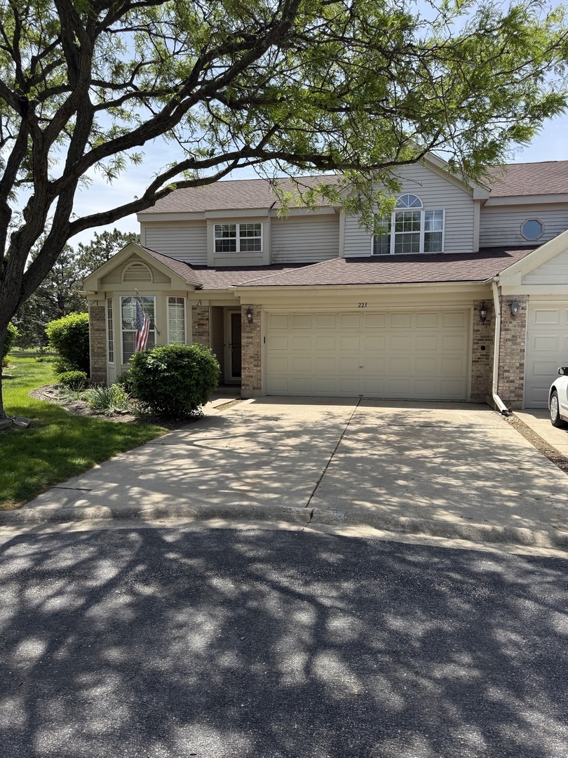223 Williamsburg Court