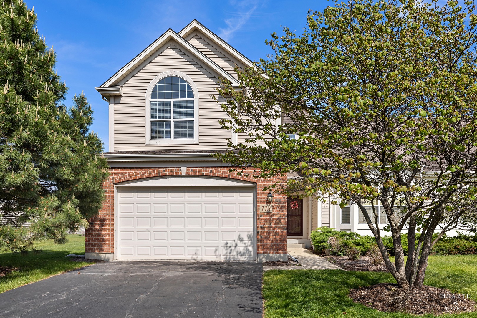 113 Valencia Parkway