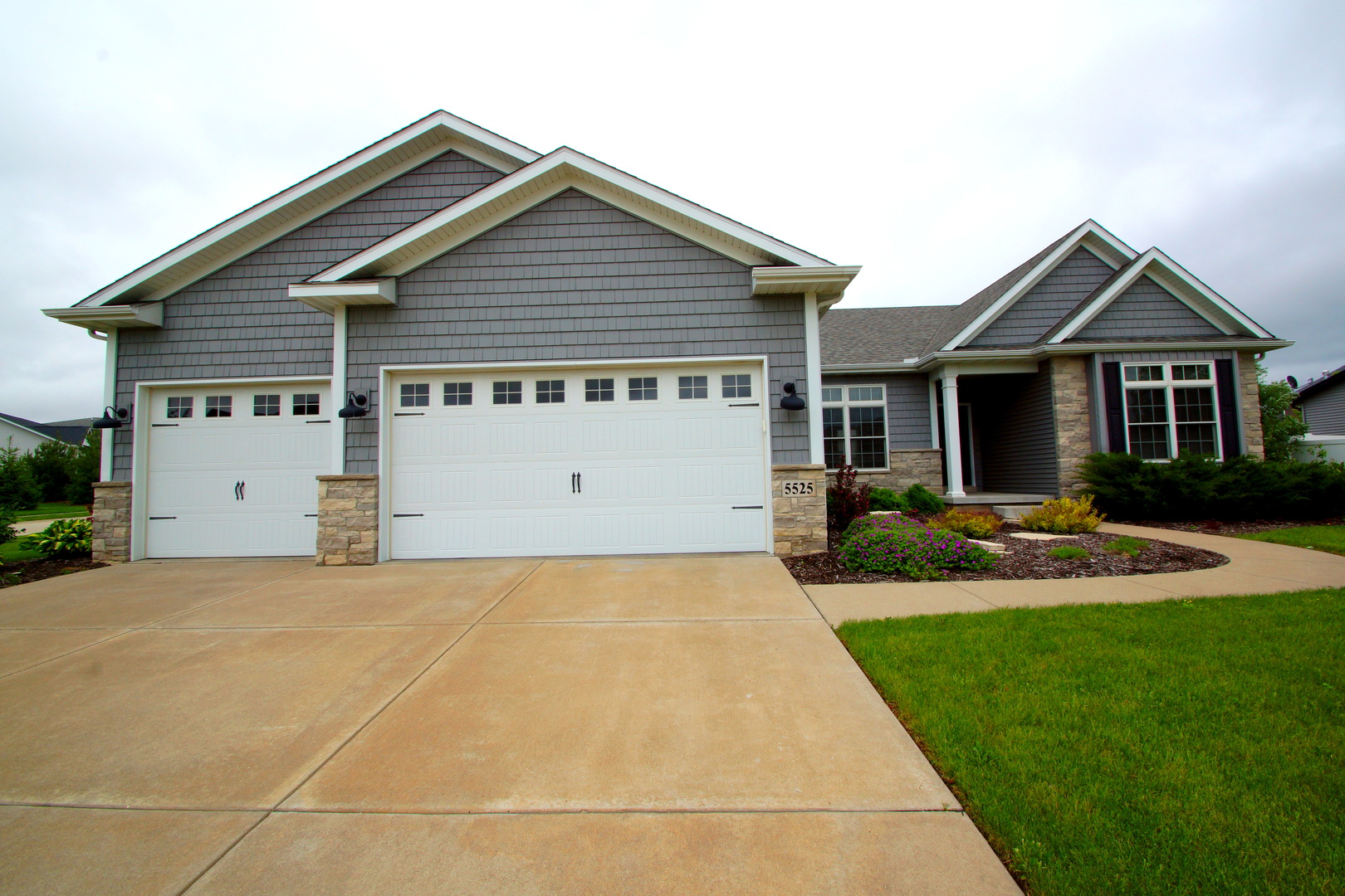 5525 WILLMEYER Drive