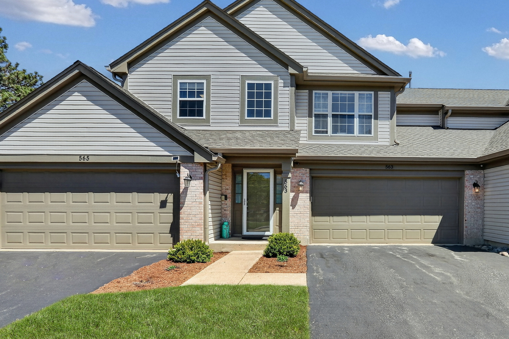 563 Willow Way