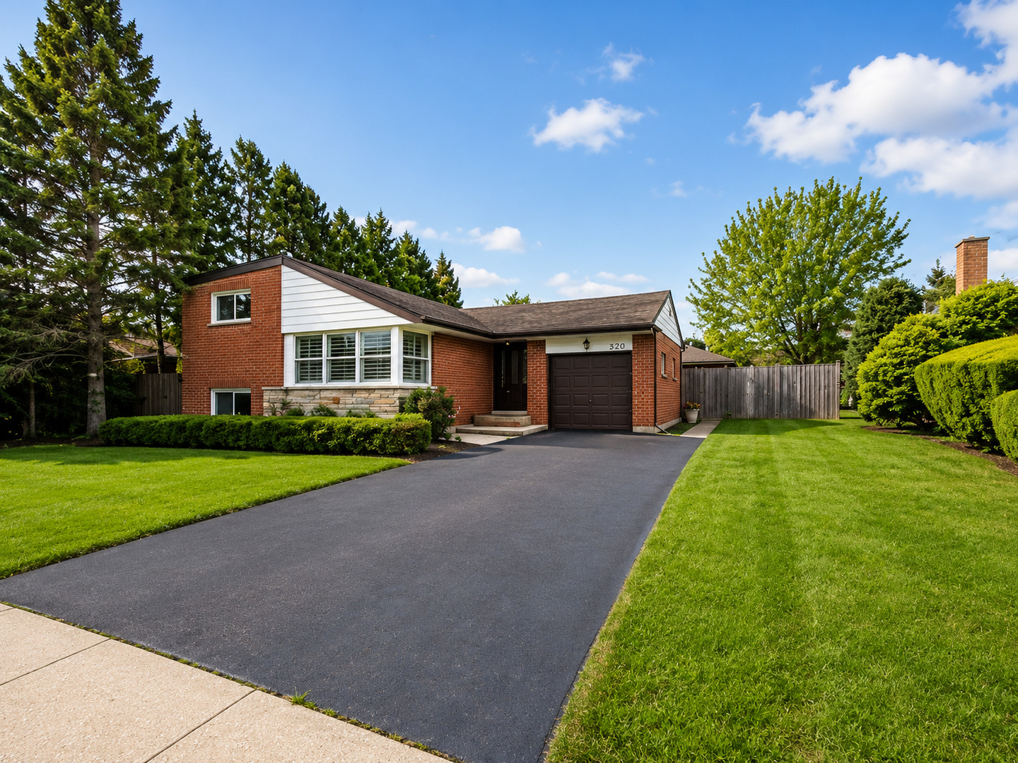 360 Huntington Lane