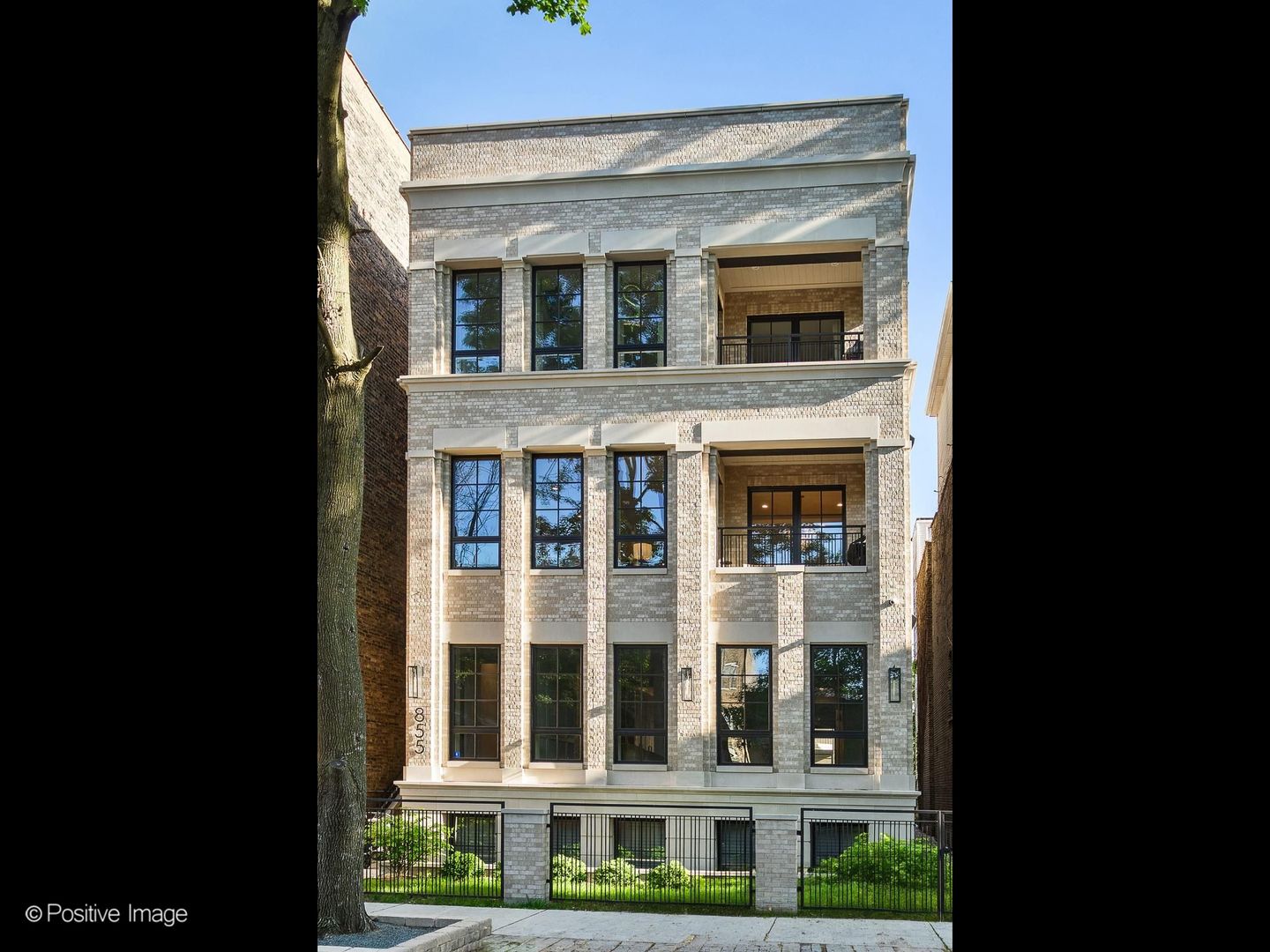 855 Lill Avenue