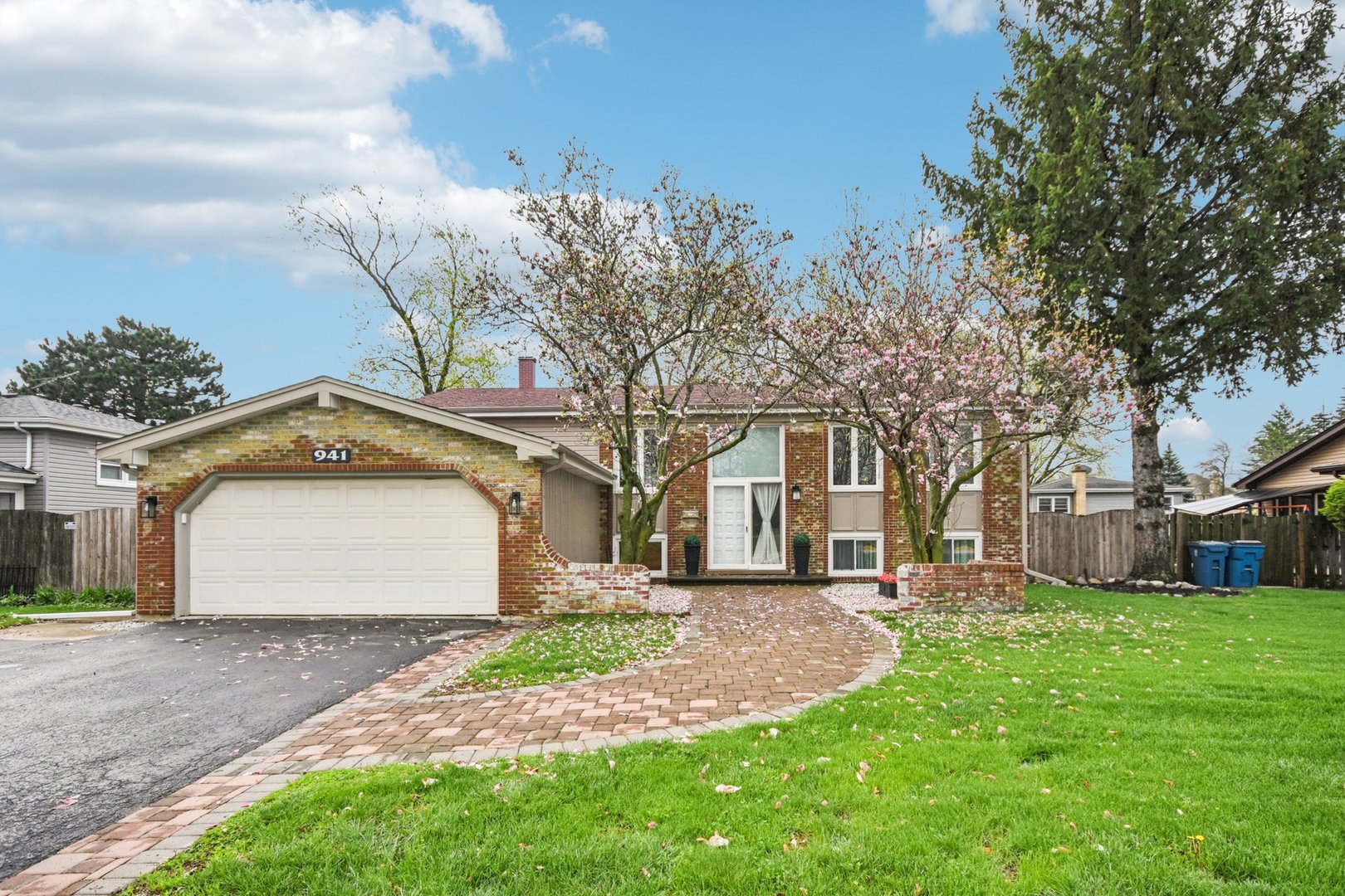 941 Army Trail Boulevard