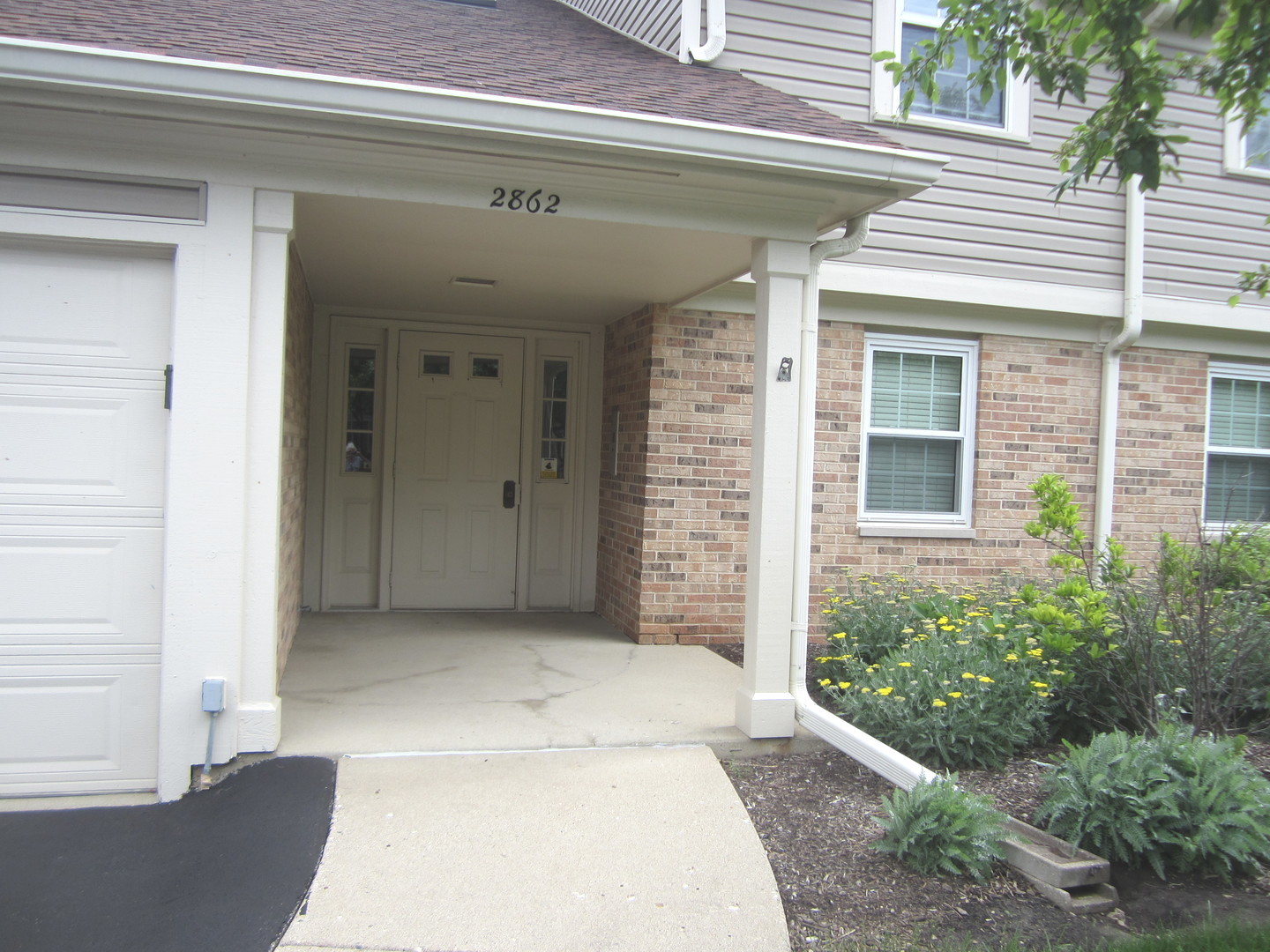 2862 Meadow Lane