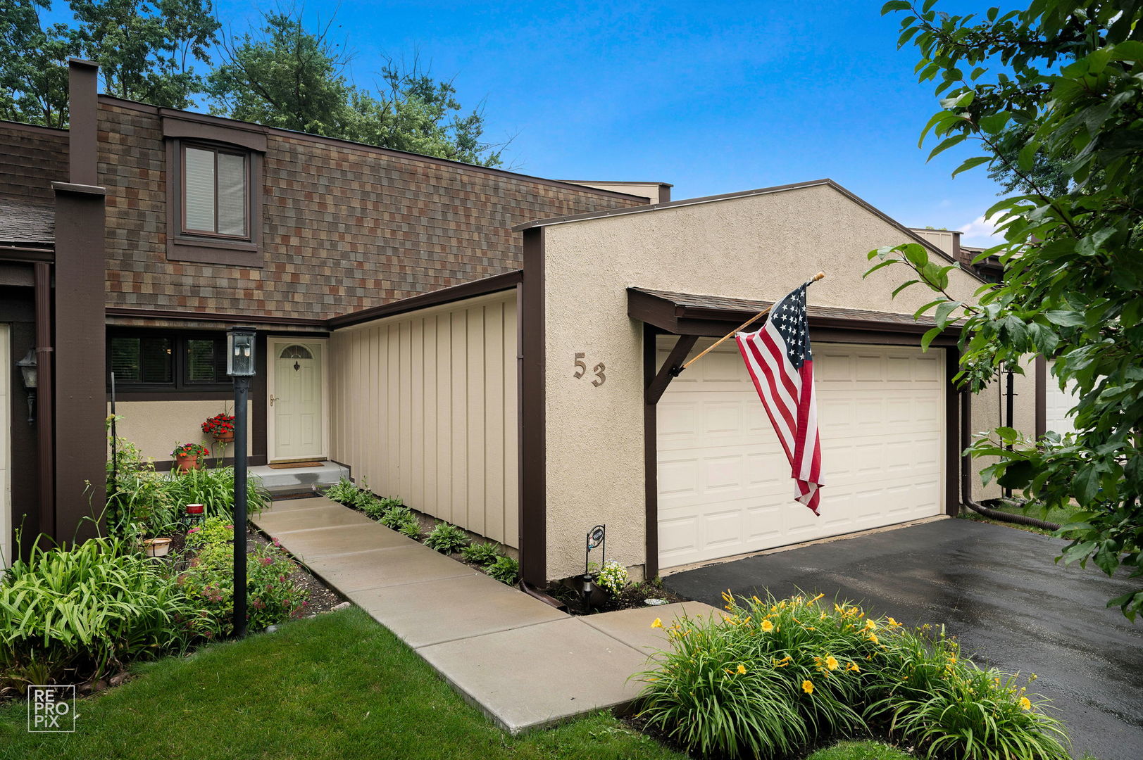 53 Briarwood Square