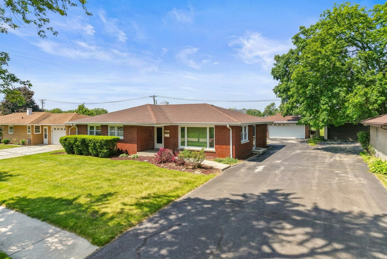 817 Summit Drive