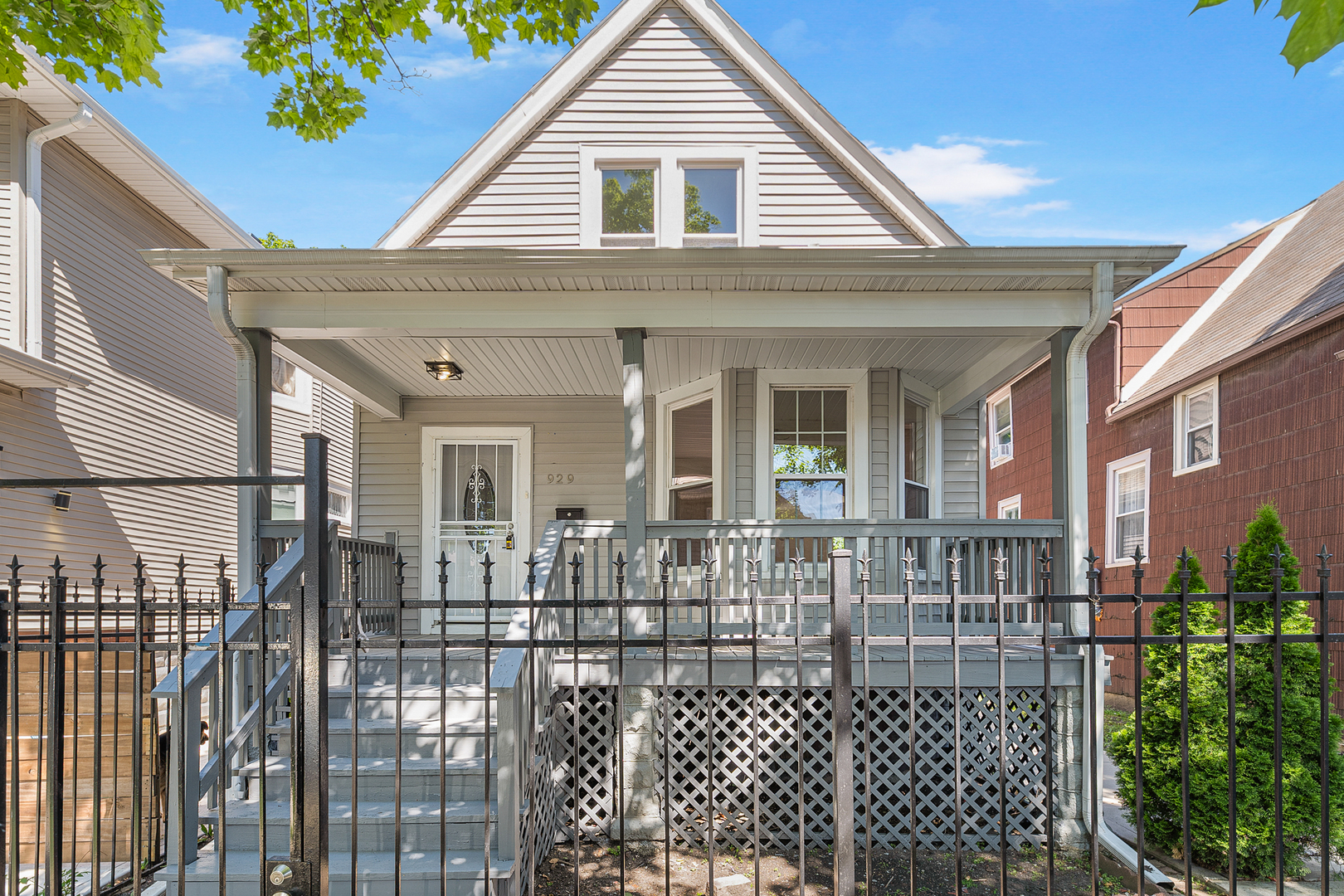 929 Latrobe Avenue