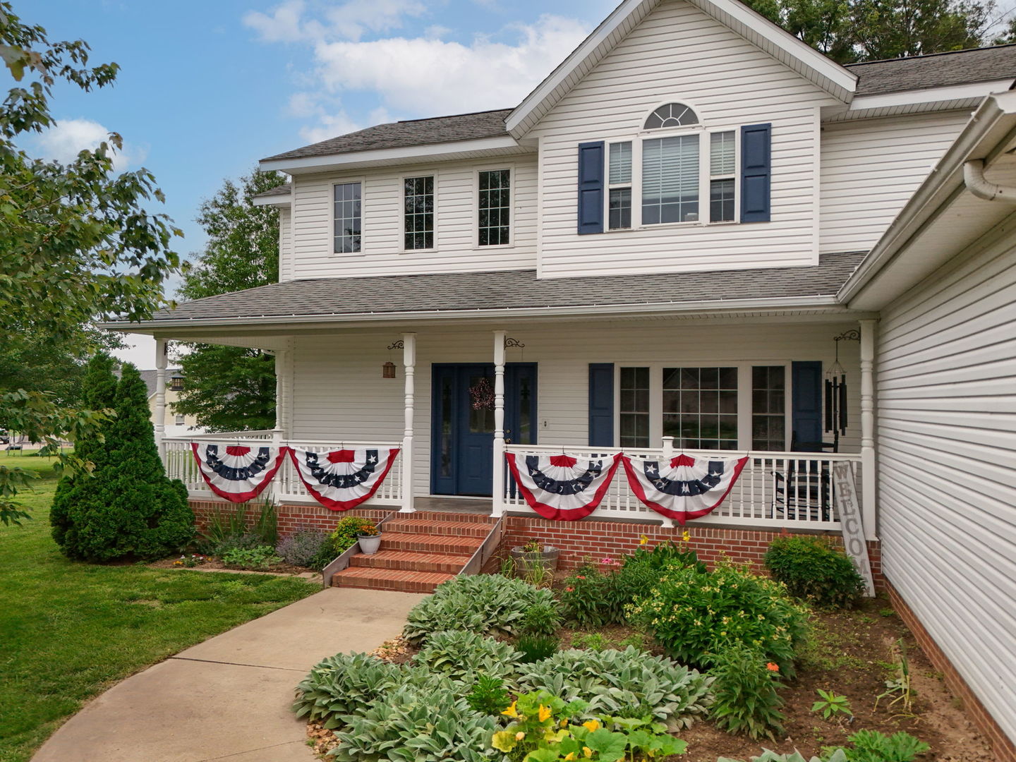 1601 Foxfire Lane