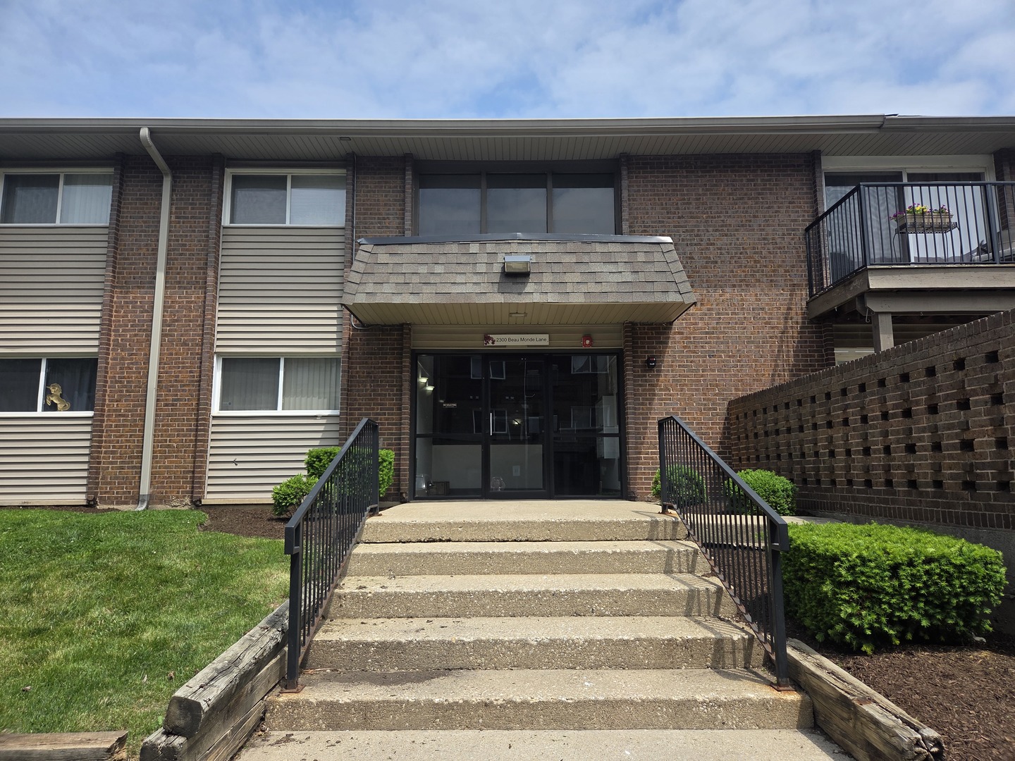 2300 Beau Monde Lane