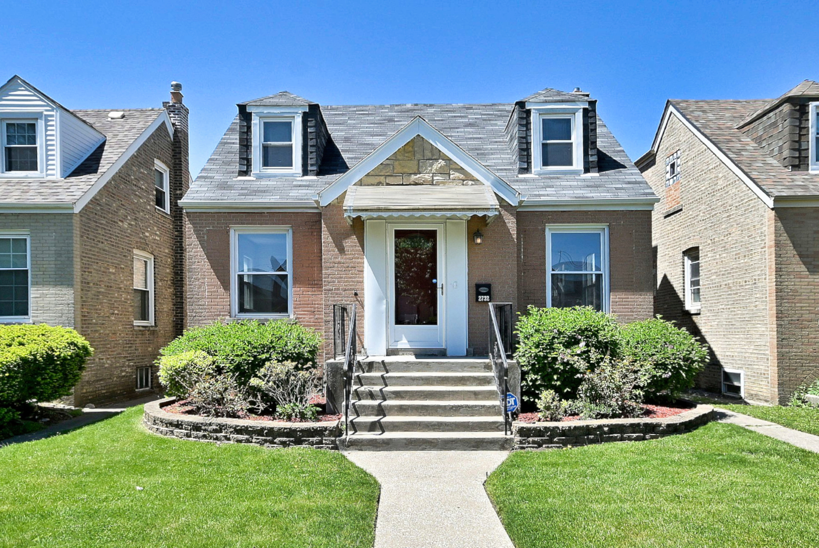 2732 72nd Court