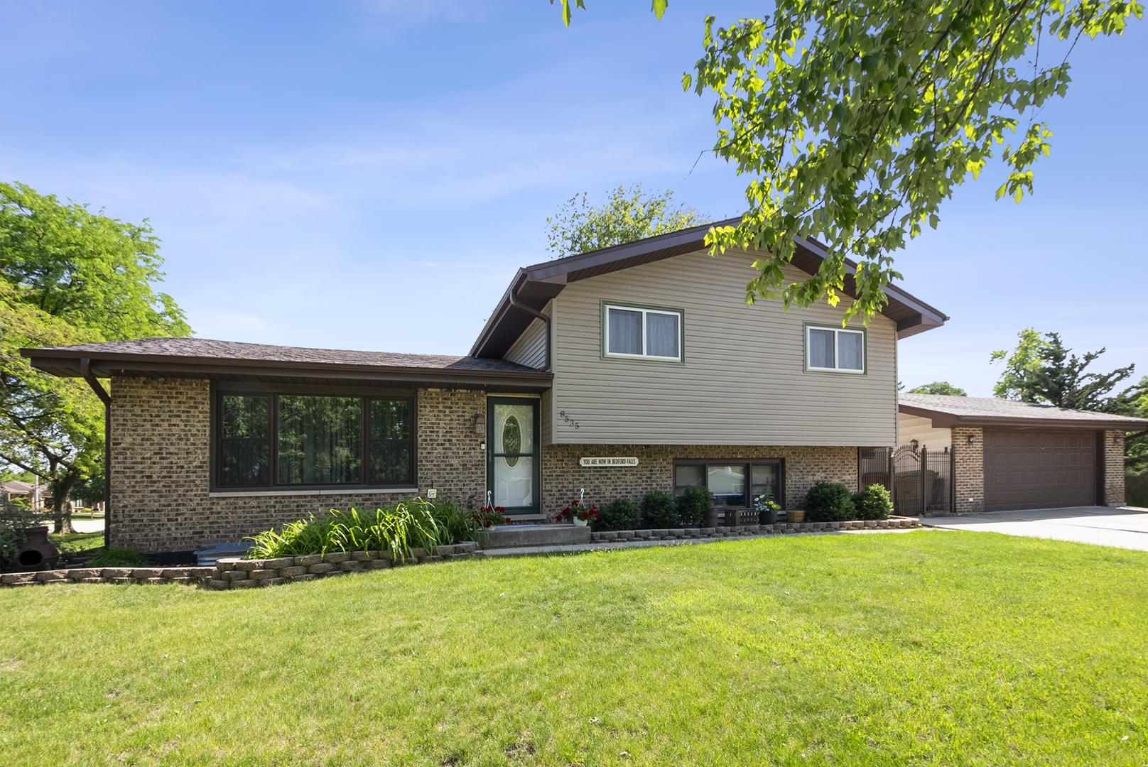 8535 169th Street