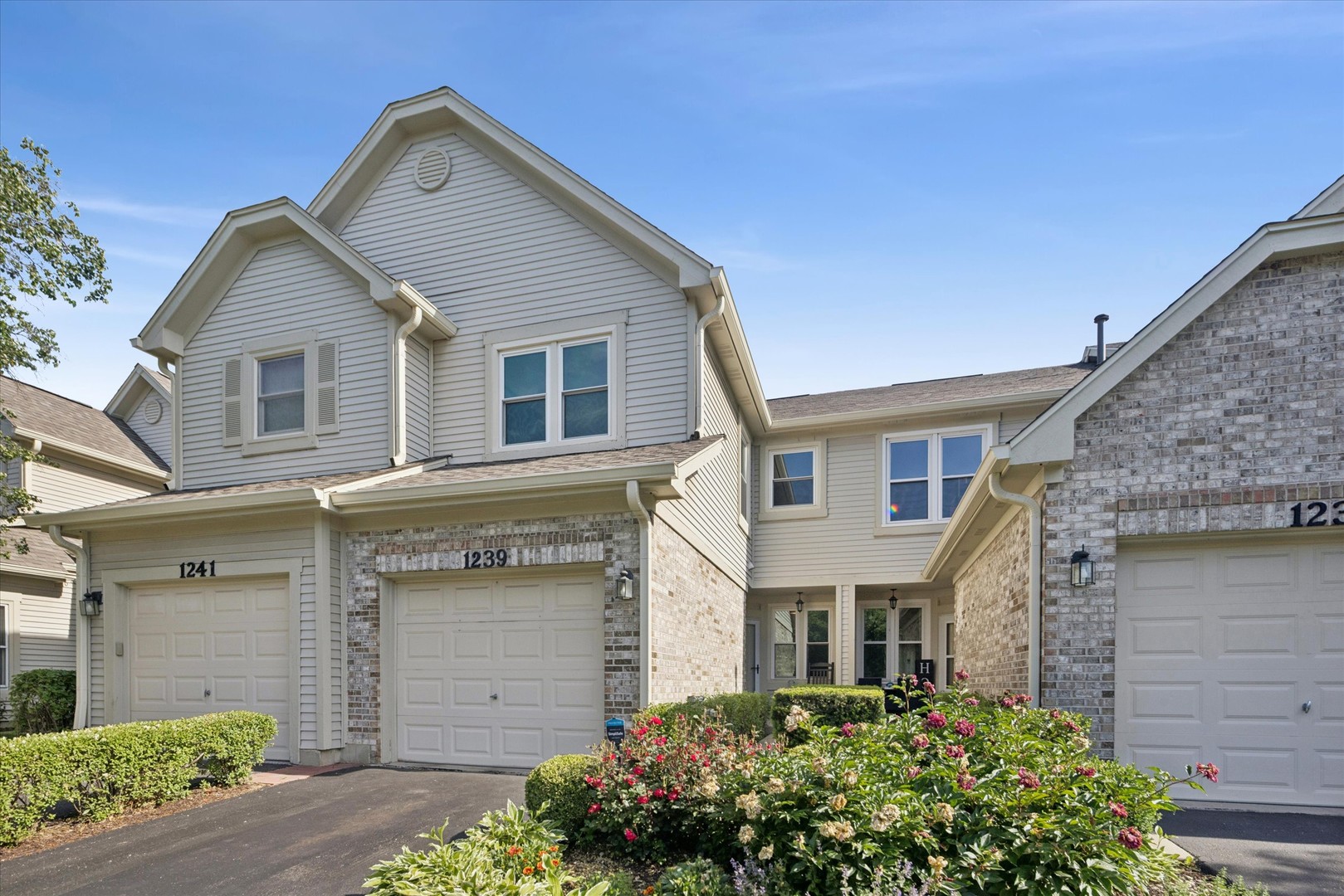 1239 Tennyson Lane