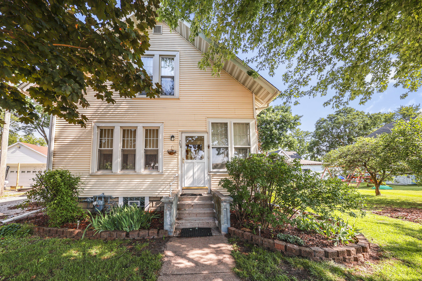 704 North Street