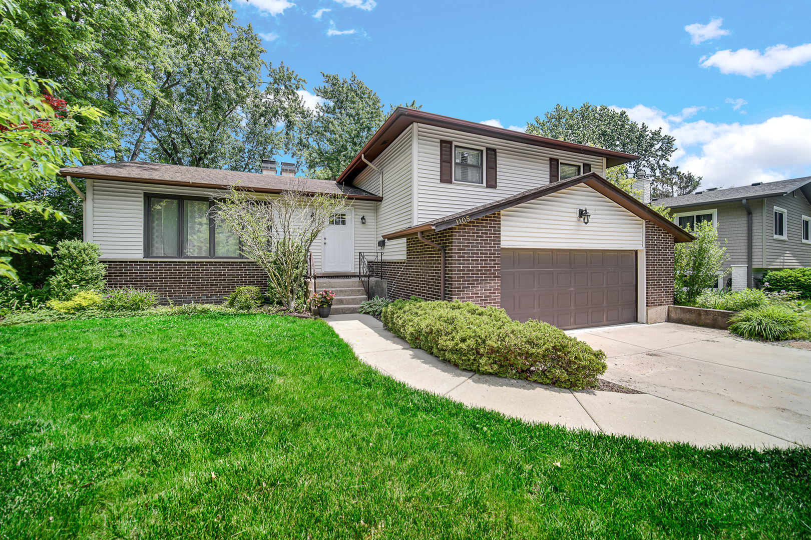 1105 Hemlock Lane