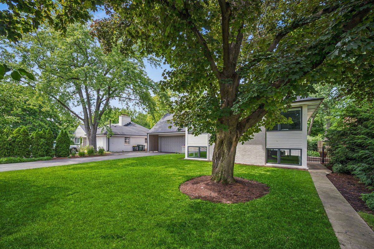 1225 Elm Street