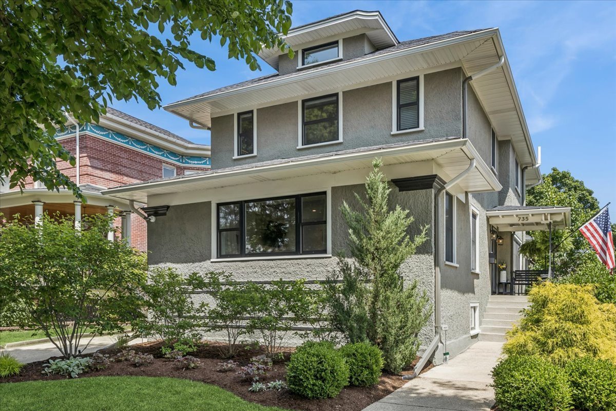 735 Ashland Avenue
