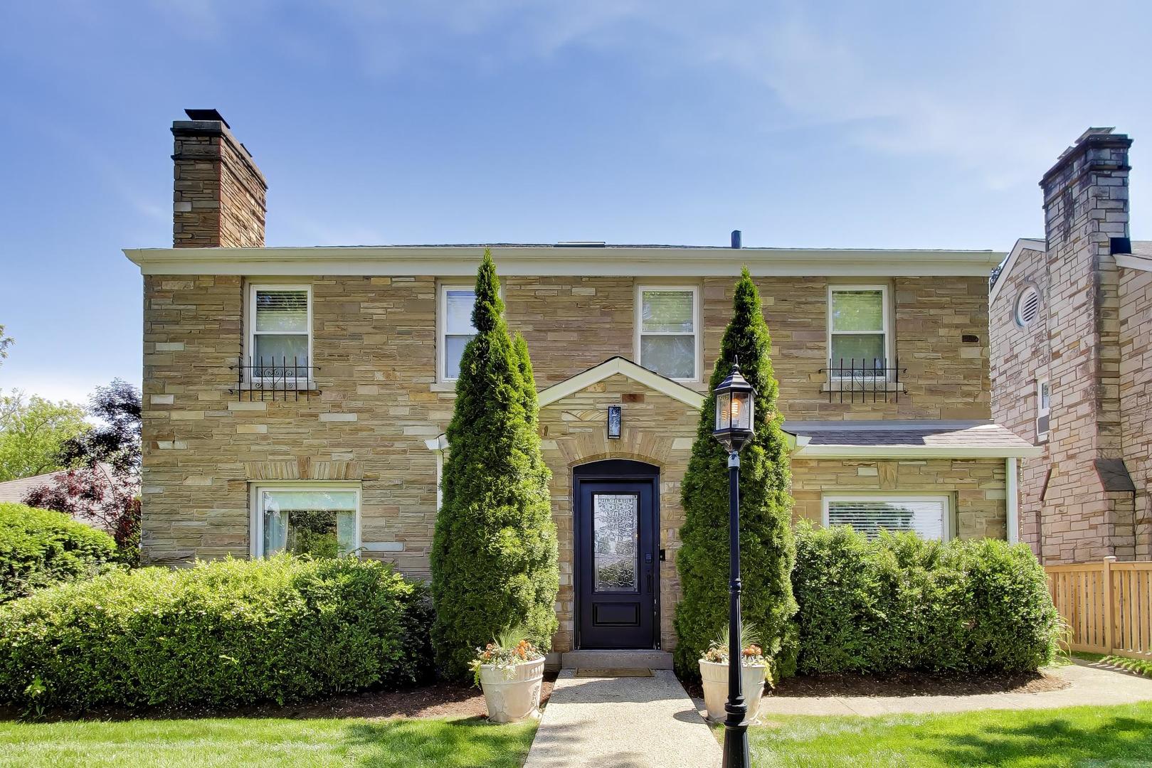 427 Green Bay Road