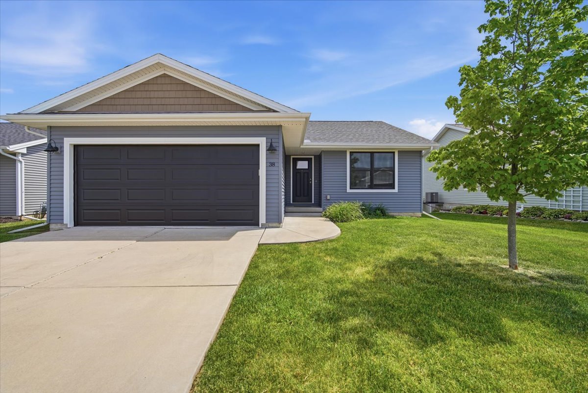 38 Winding Way