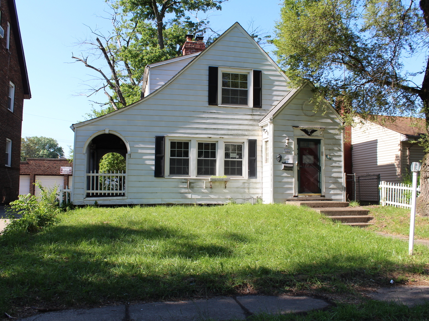 306 Elizabeth Street