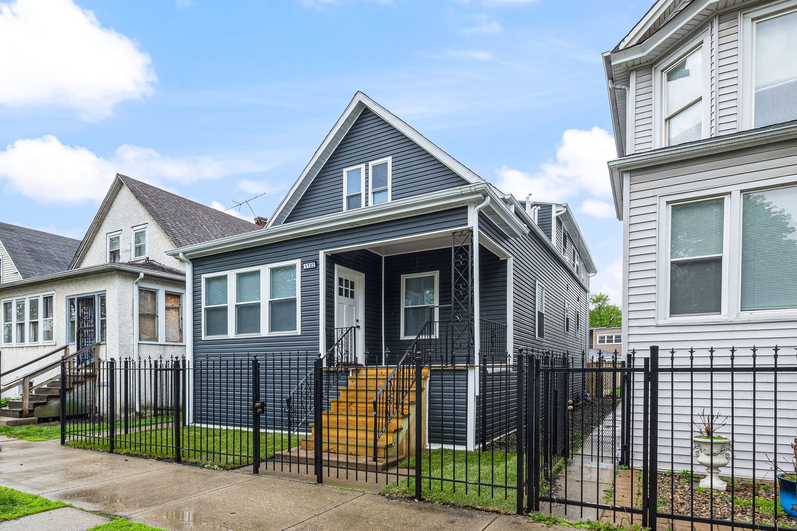 1132 Waller Avenue