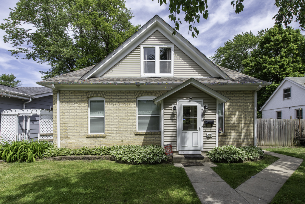 2607 Gideon Avenue