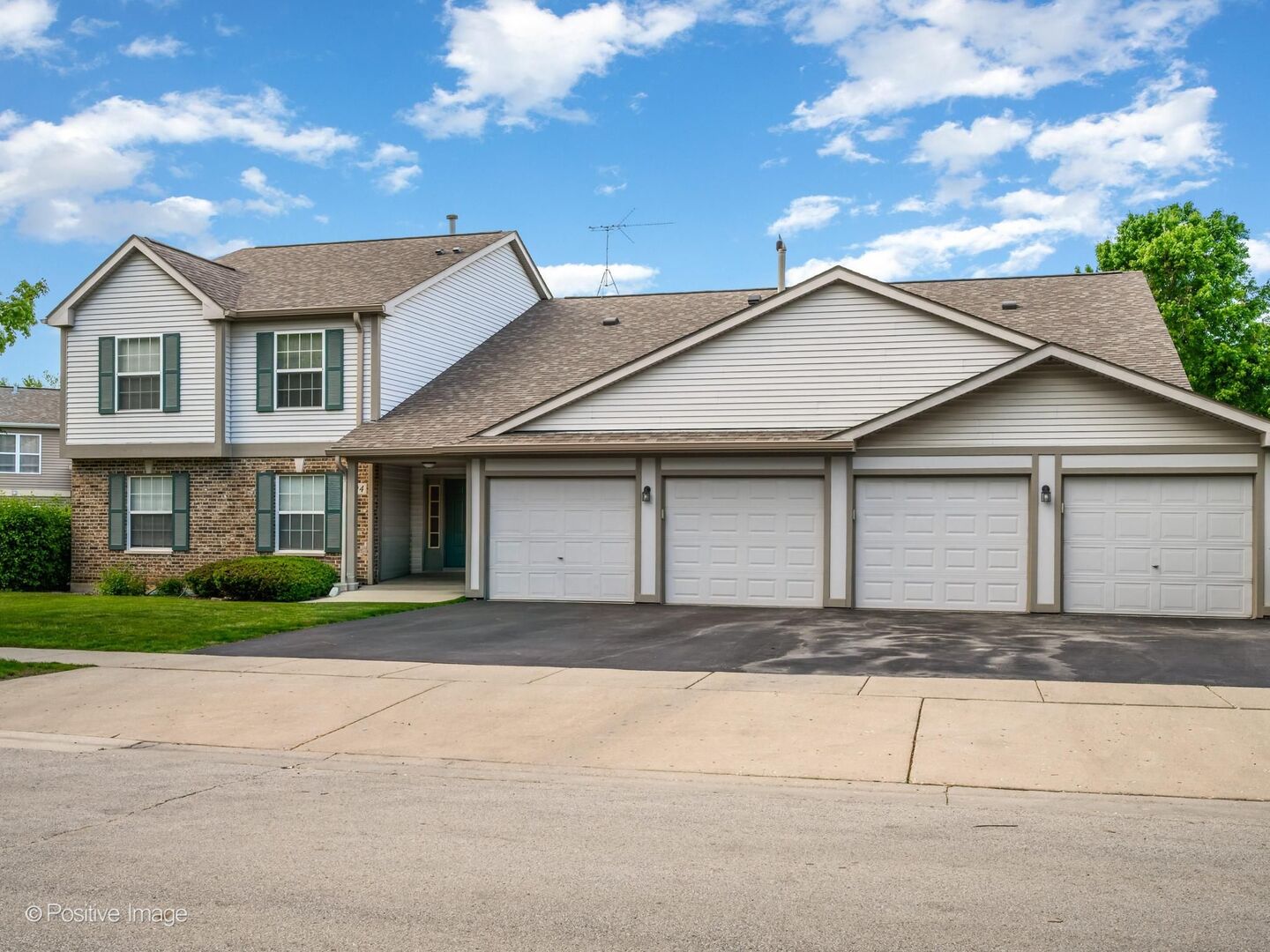 394 Woodview Circle