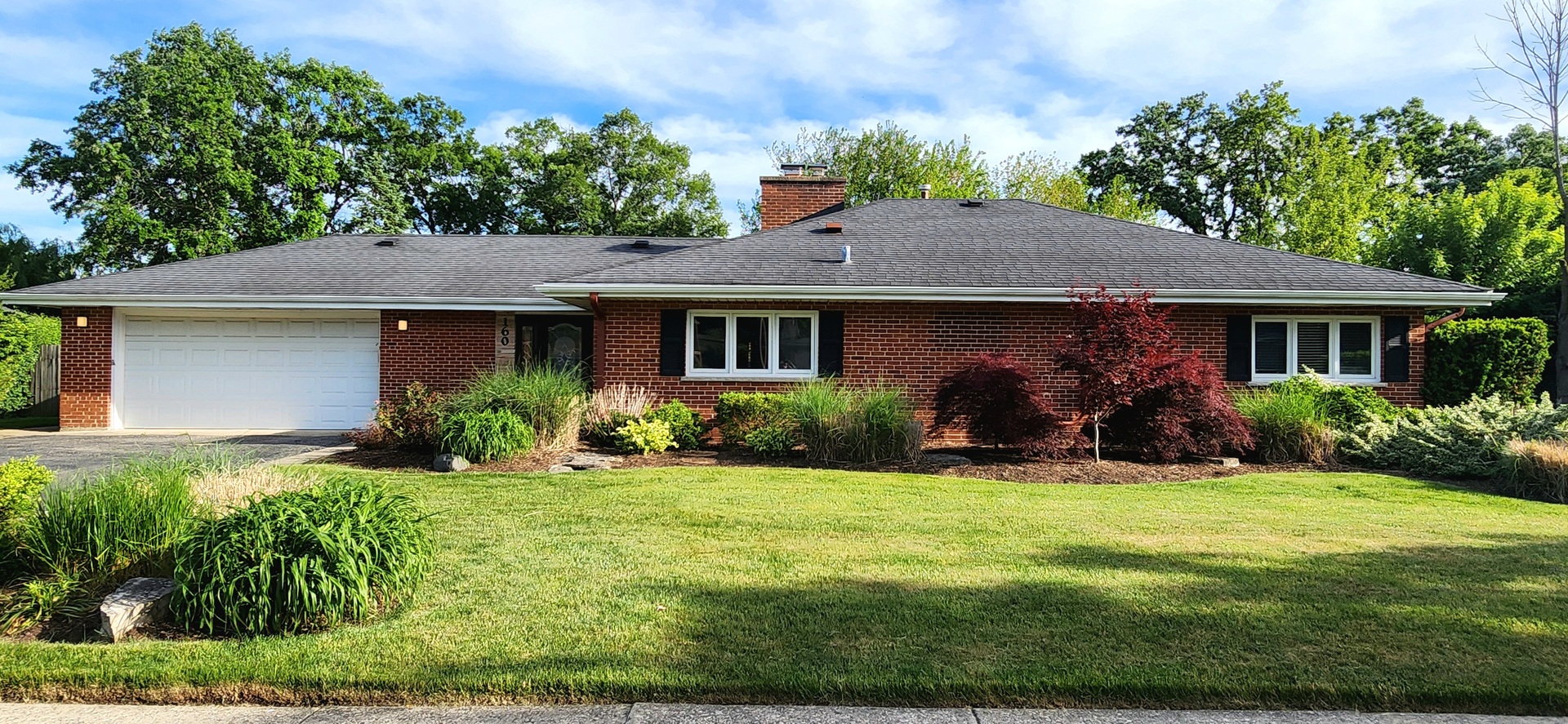 160 SPRING OAKS Drive