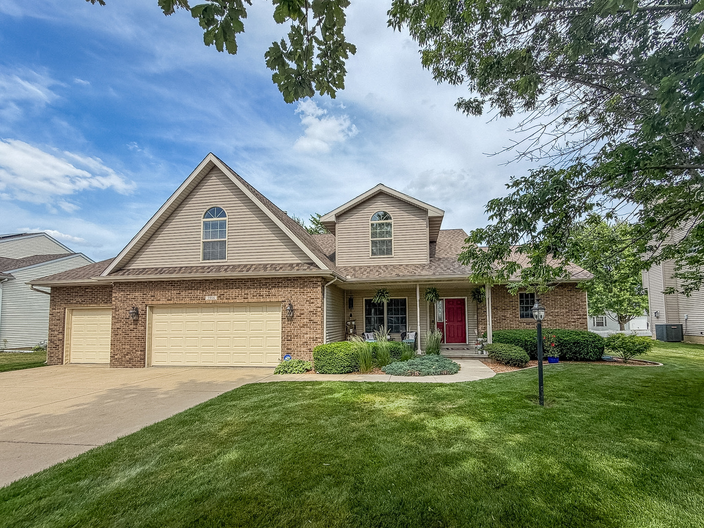3906 Turnberry Drive
