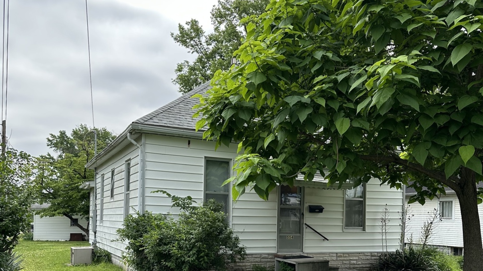 554 North Division Street