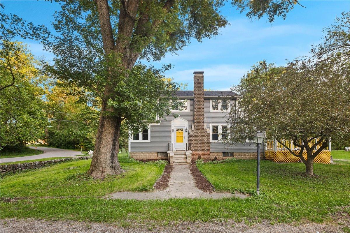 1418 Winaki Trail