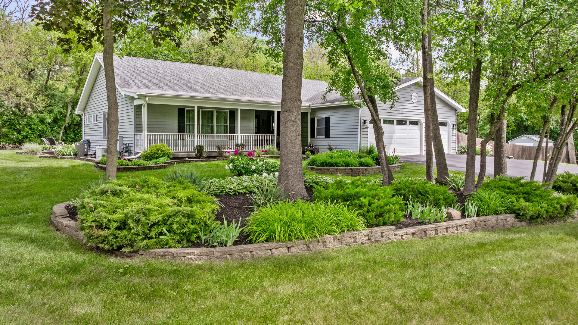 28W140 Mack Road