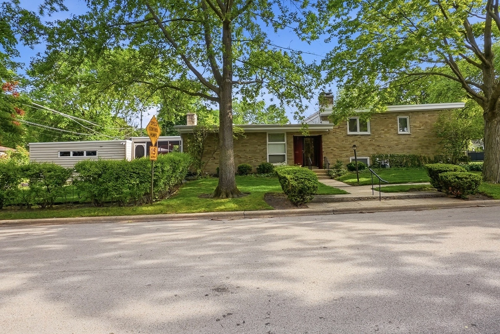 600 Florence Avenue