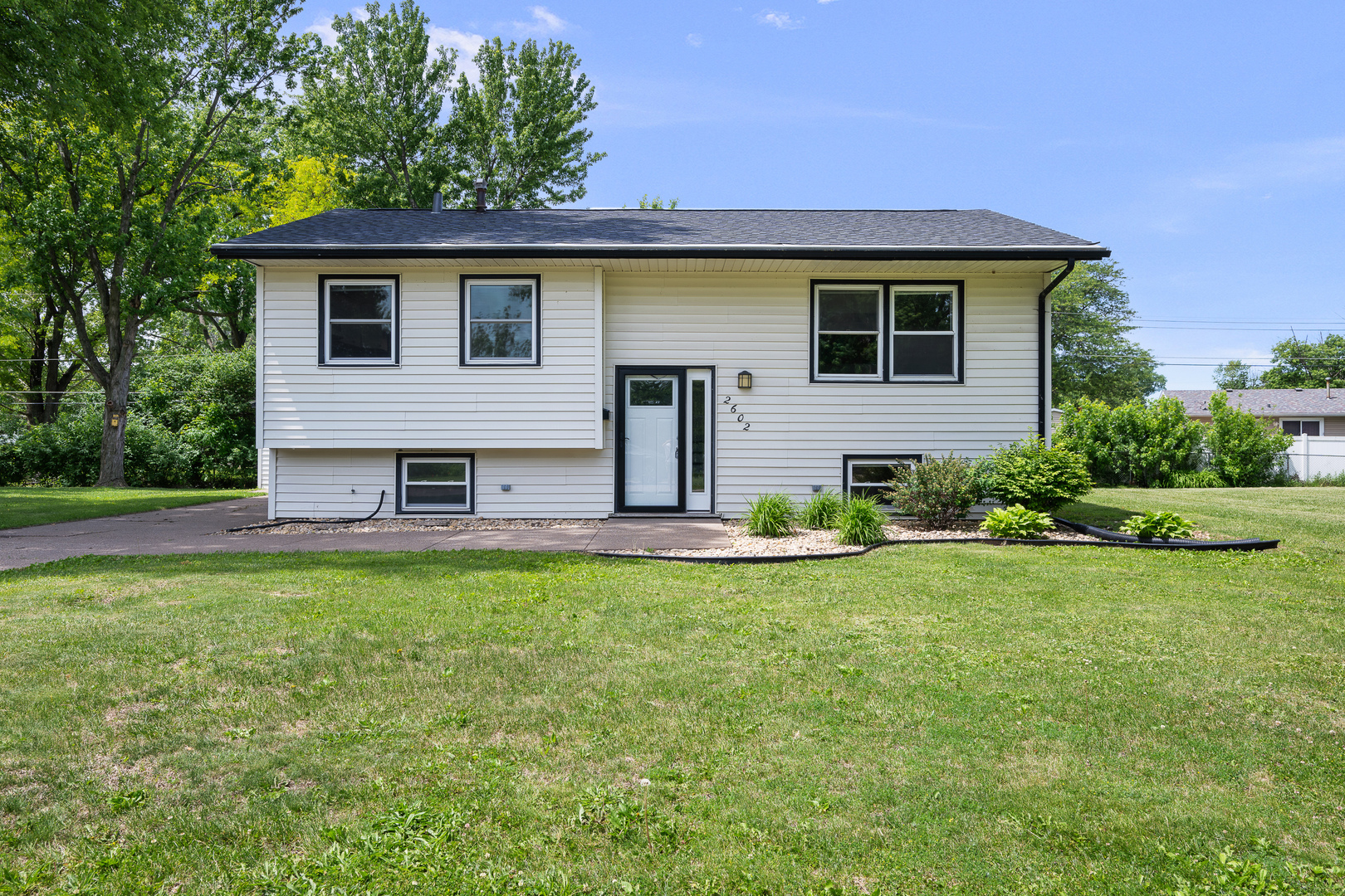 2602 Greenway Drive