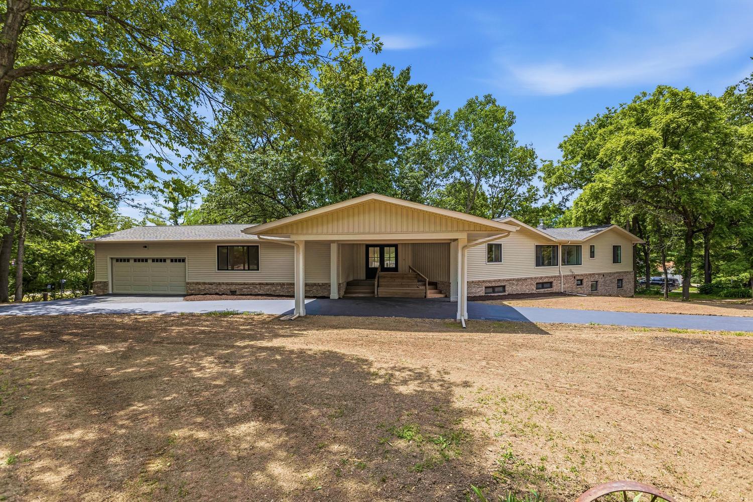 3 Hickory Lane