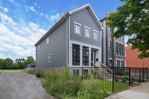 319 Washtenaw Avenue