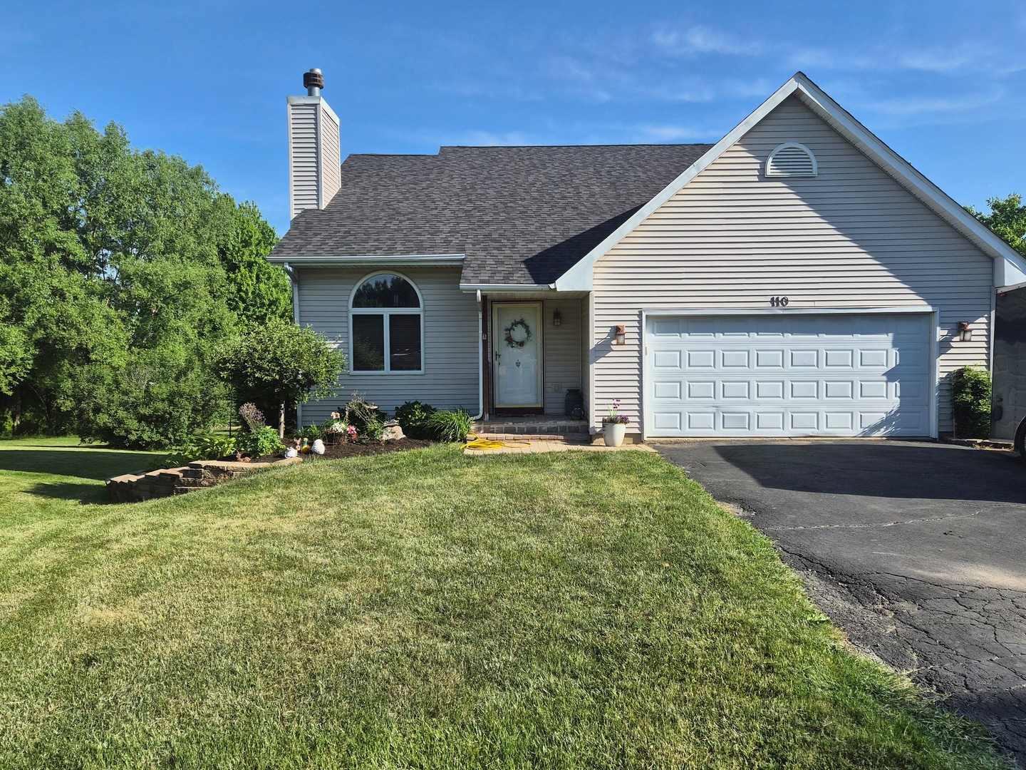 110 FALCON Way