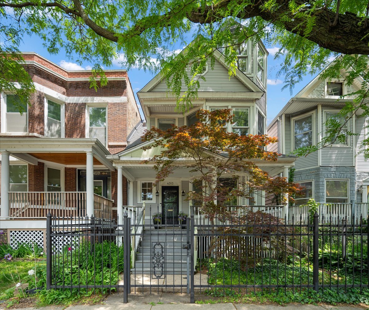 4313 Ashland Avenue