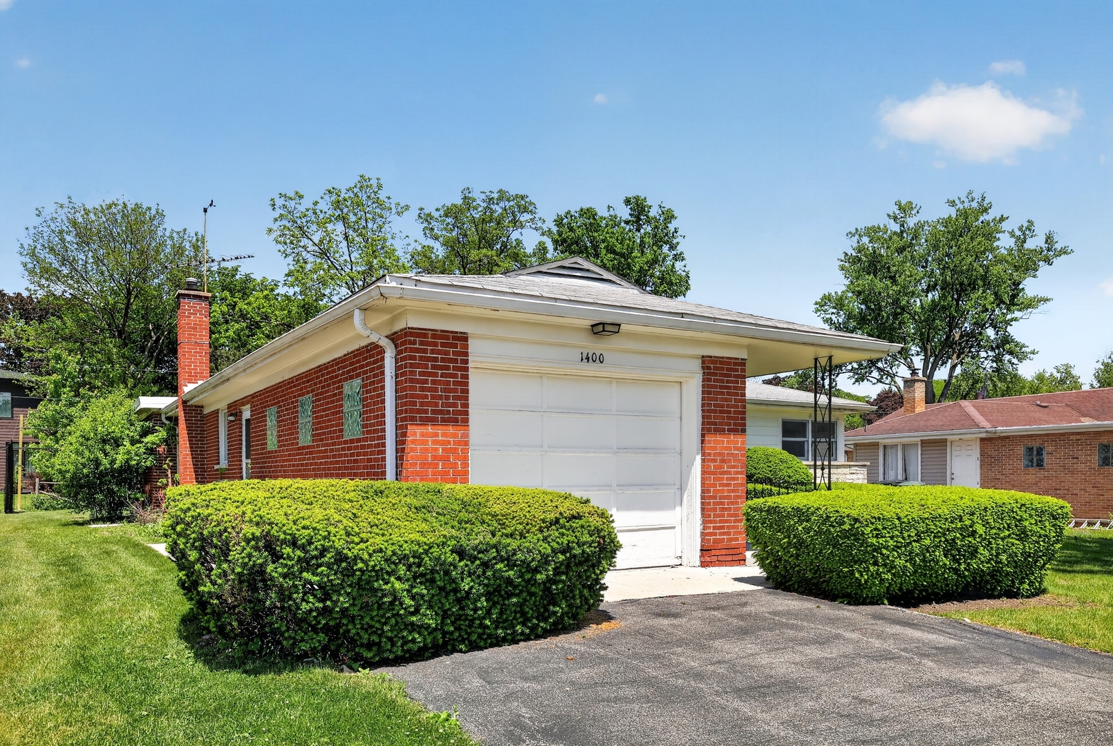 1400 London Lane