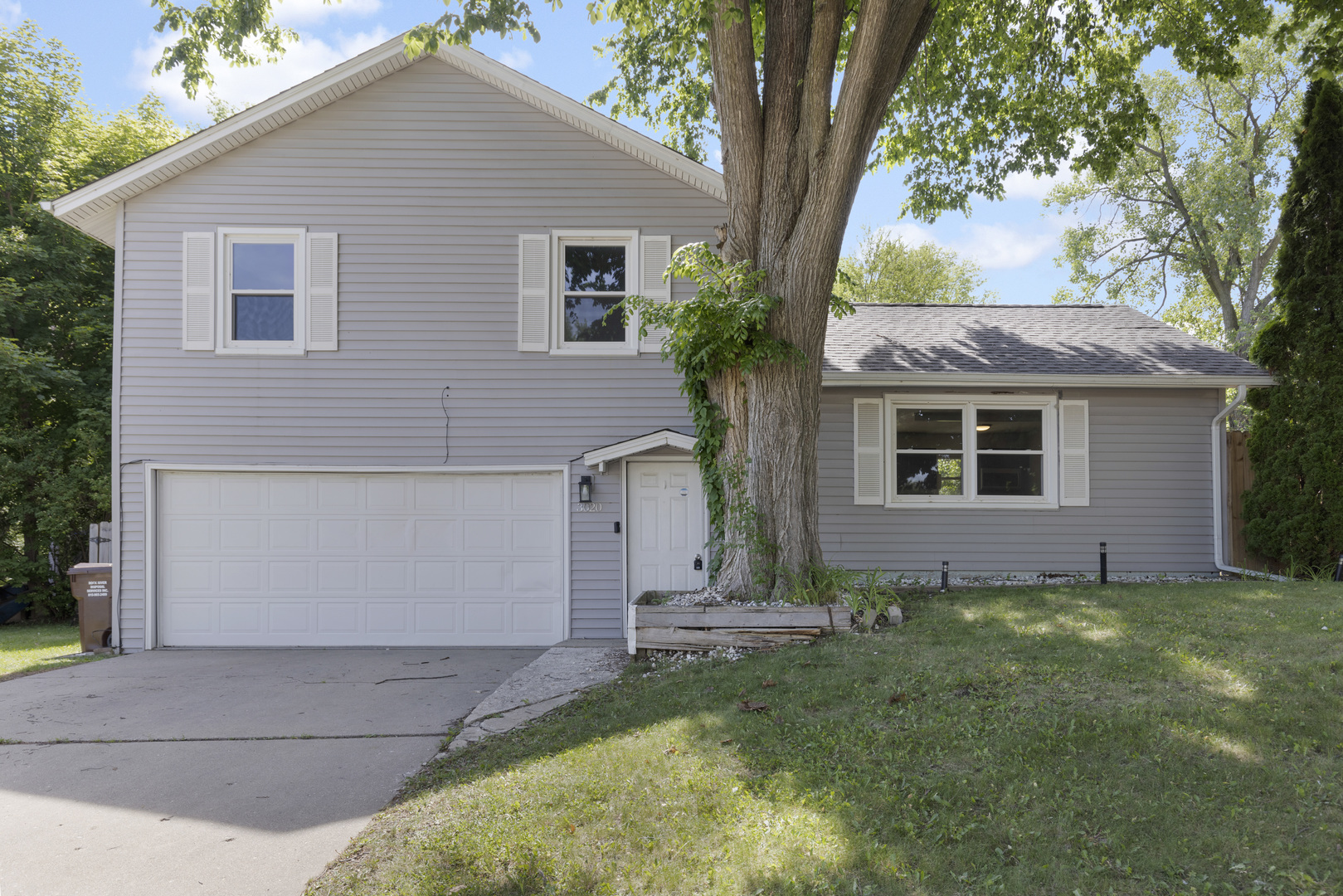 3020 Bavarian Lane